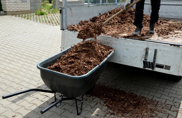 Bulk Mulch Delivery in Concord