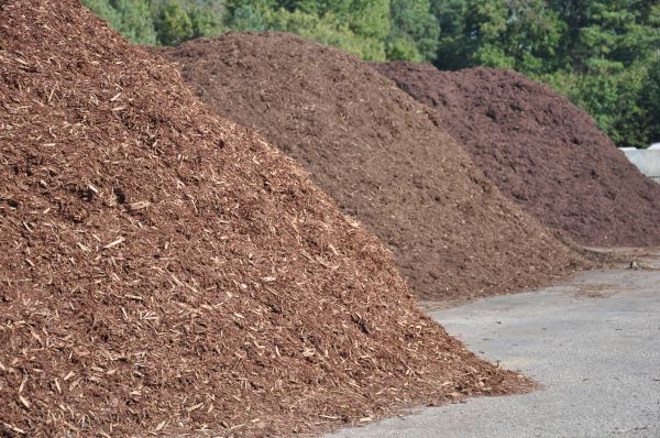 Brown Mulch Delivery in Concord